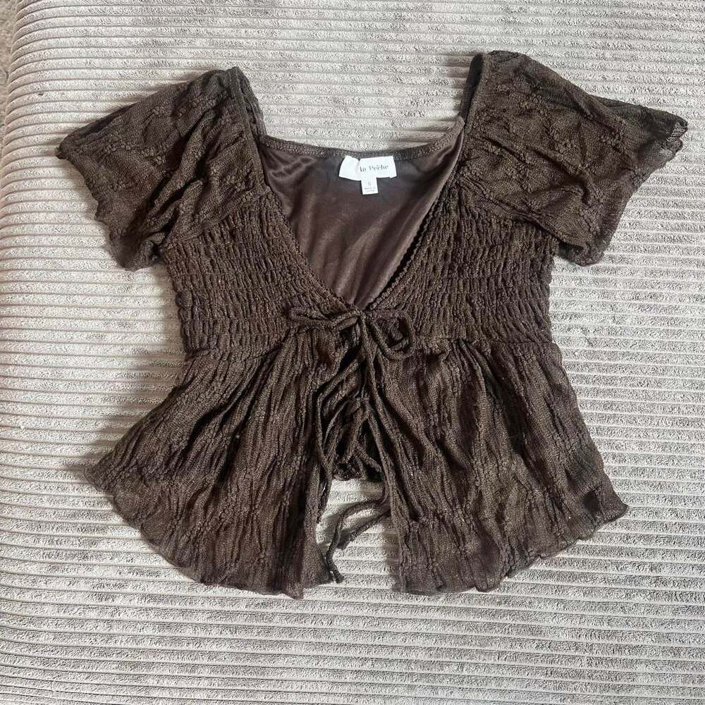 La Peche Brown Textured Tie-Front Peplum Top
